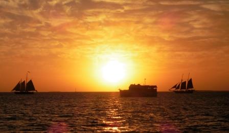 Sunset cruise boats