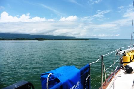 Heading up the Rio Dulce